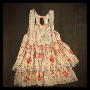 beautiful girls blousey tank